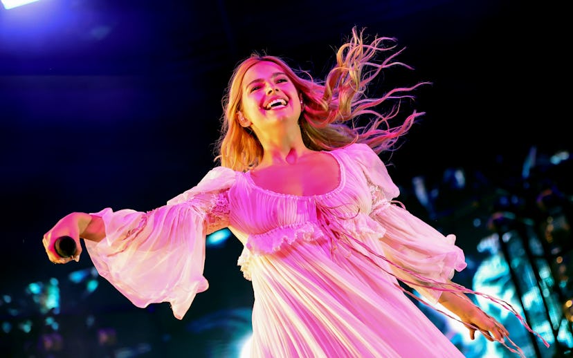 Addison Rae Is Heading To Primavera