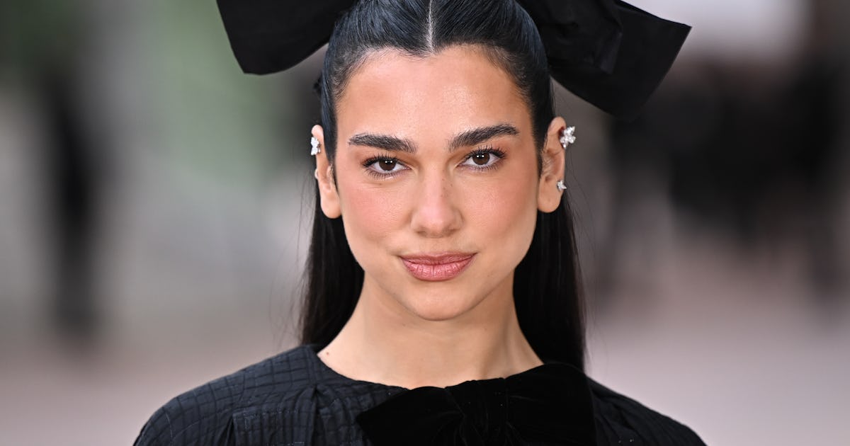 Dua Lipa's Sexy Sideboob-Baring 'Fit Brought Back "Sardine Girl Summer"