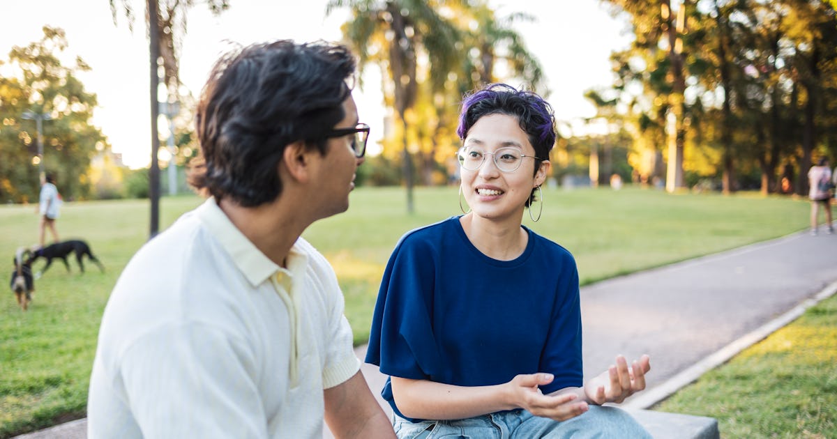 The "10 Minute Rule" Is A Low-Effort Way To Reconnect With Your Partner