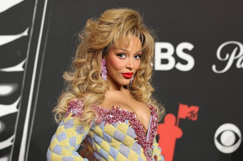 ELMONT, NEW YORK - SEPTEMBER 07: Doja Cat attends the 2025 MTV Video Music Awards at UBS Arena on Se...
