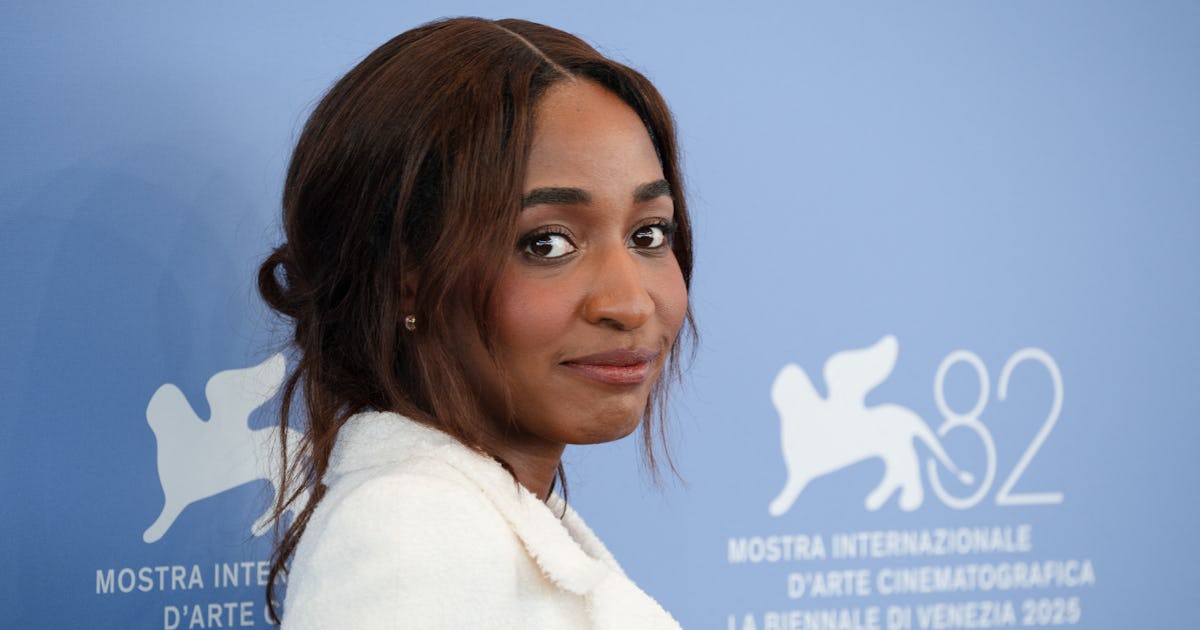 Ayo Edebiri's Reaction To An Interview Question Is Going Viral