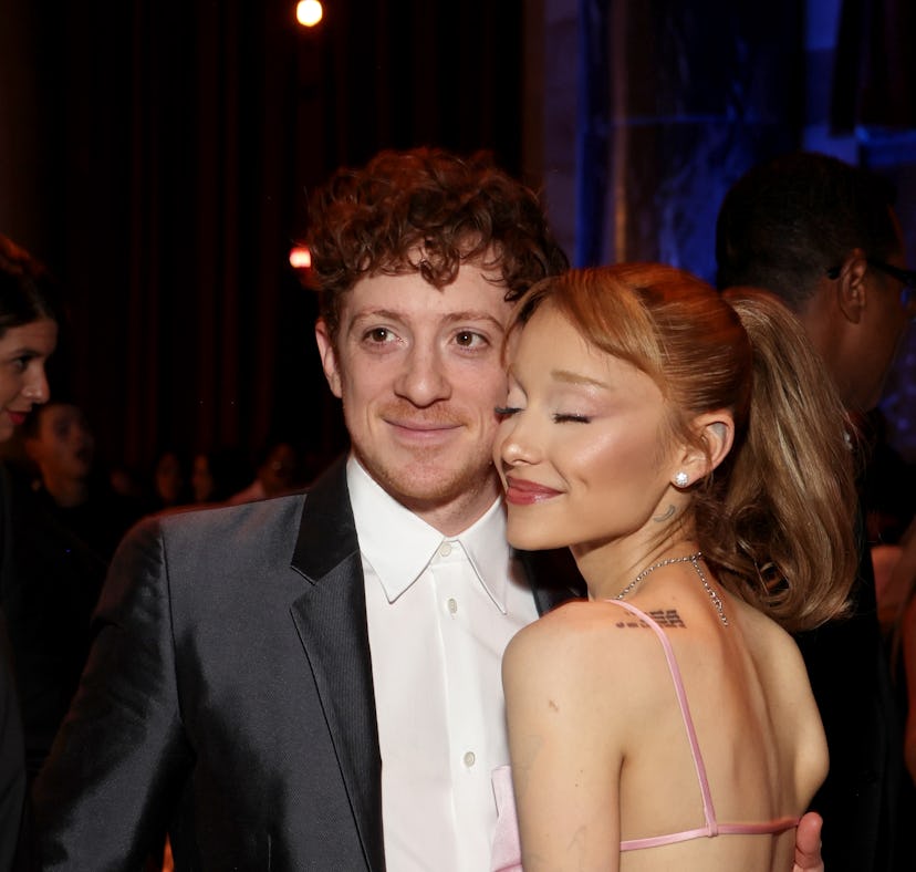 Ethan Slater posted Ariana Grande's VMAs speech amid breakup rumors.