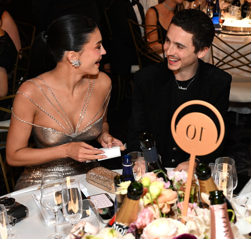 Timothée Chalamet and Kylie Jenner had great body language at the 2026 Golden Globes.