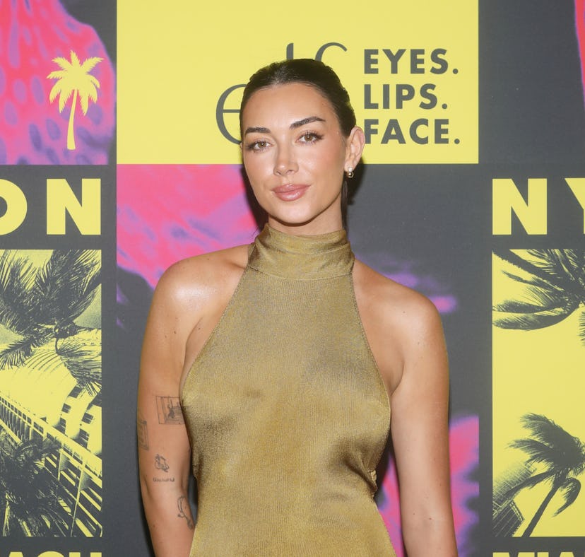 Brianna Chickenfry responds to Zach Bryan's diss tracks on TikTok.