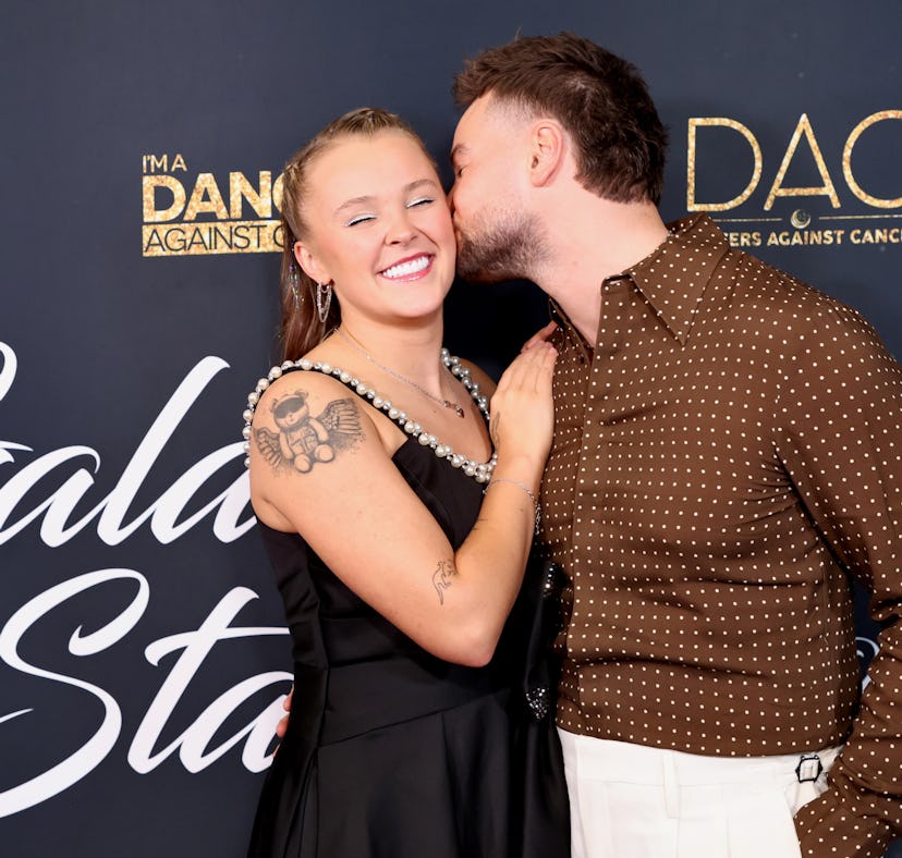 JoJo Siwa posted a photo in a wedding dress after giving Chris Hughes a proposal deadline.