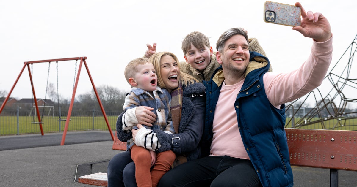 "Increasing Quality Time As A Family Solved Our 'Dead Bedroom' Issue"