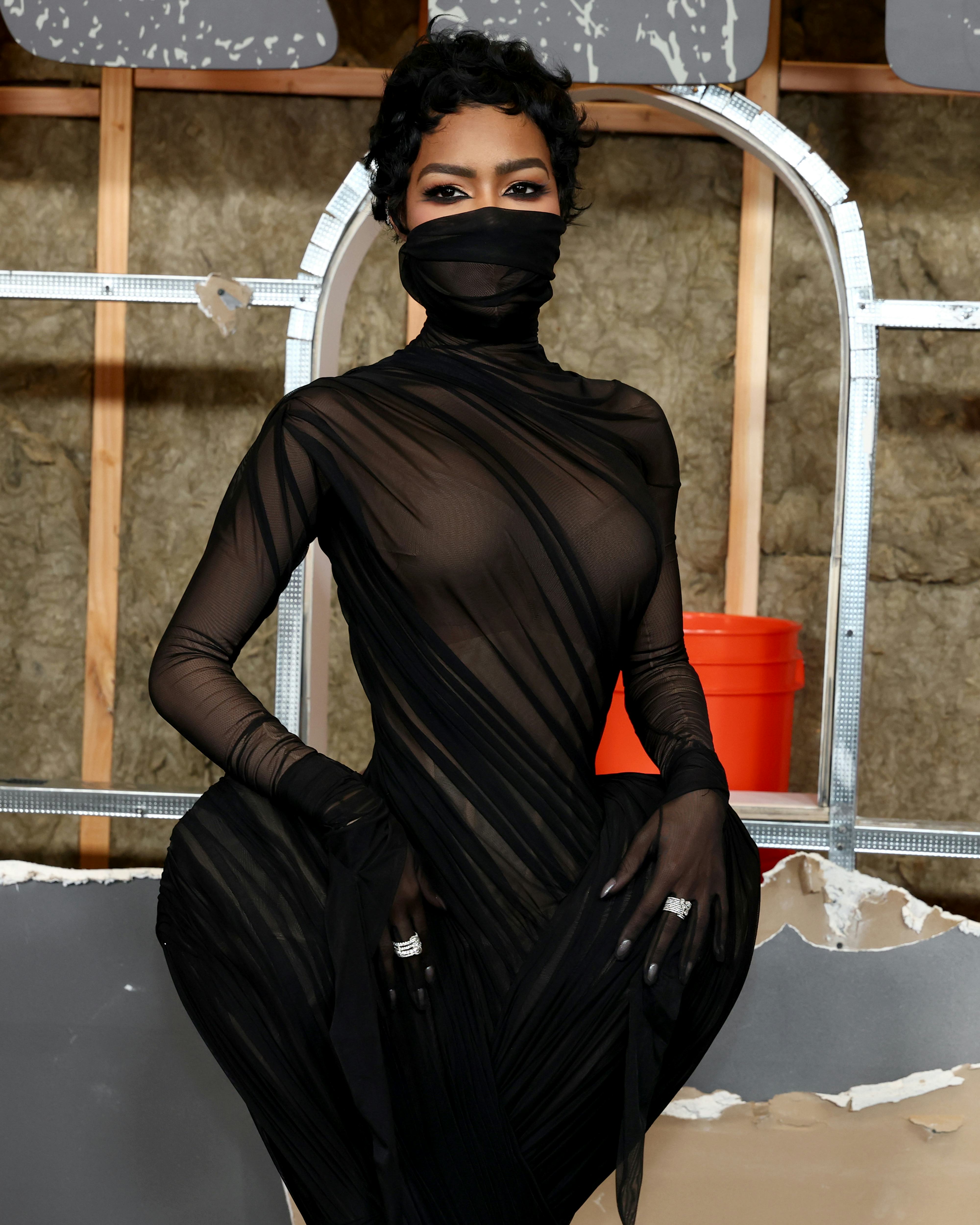 NEW YORK, NEW YORK - JANUARY 13: Teyana Taylor attends Netflix's "The Rip" New York Premiere at Alic...