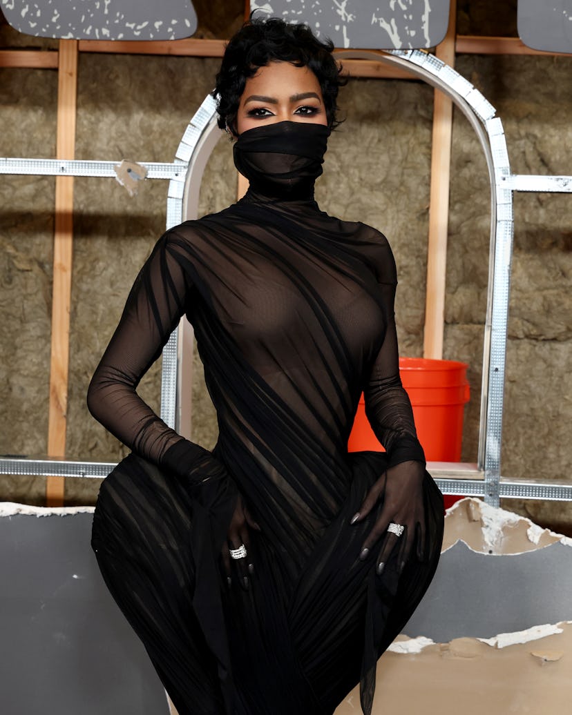 NEW YORK, NEW YORK - JANUARY 13: Teyana Taylor attends Netflix's "The Rip" New York Premiere at Alic...