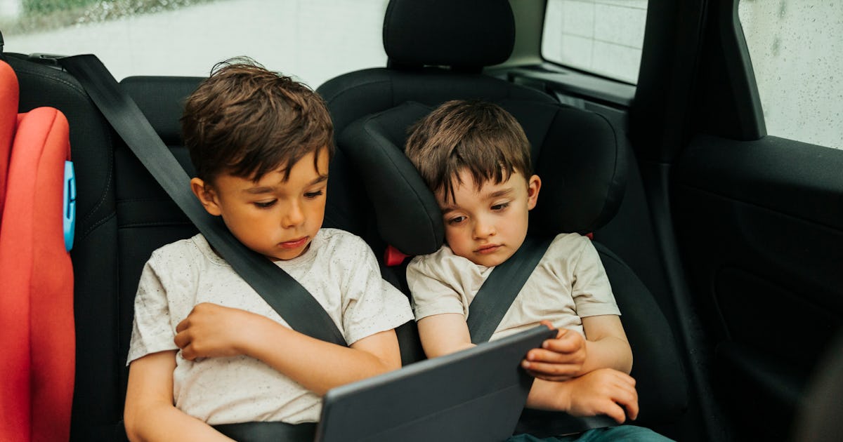 Mom Has Zero Regrets About Throwing Her Daughter's iPad Out The Window