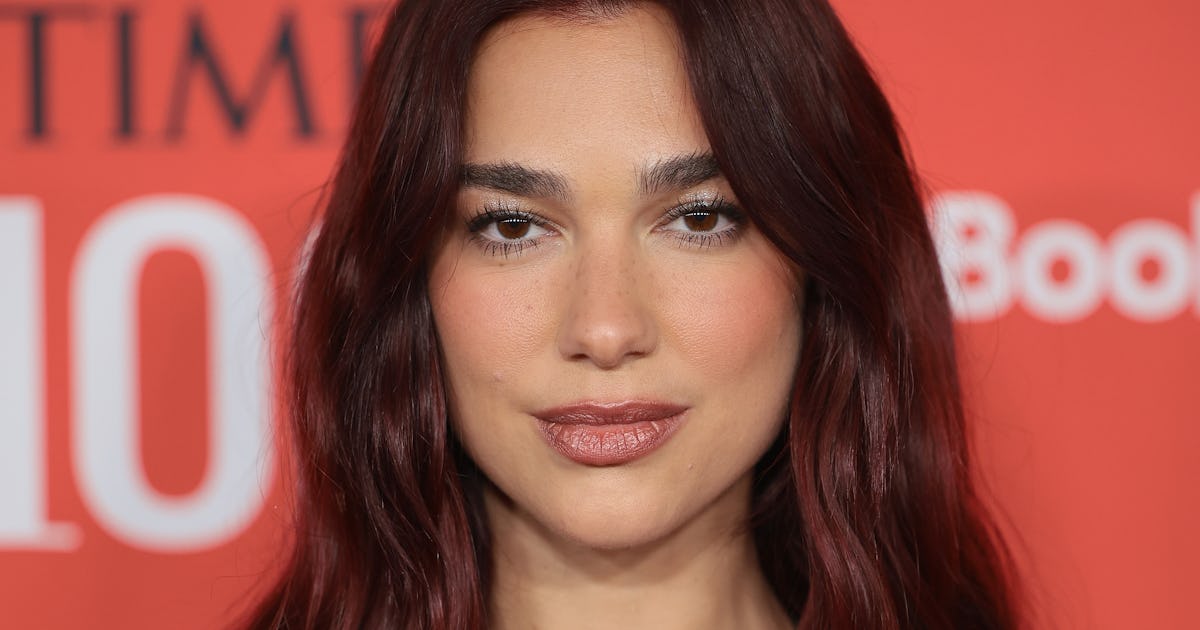 Dua Lipa Rang In 2026 In A Sexy Plunging Leather Top & Teeny Hot Pants