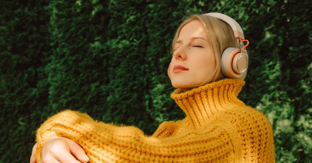 January 3's Full Moon Will Be Chill For 2 Zodiac Signs