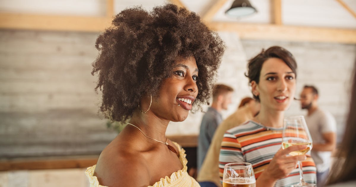 TikTok's "Bring A Stranger" Night Is A Delightfully Chaotic Way To Date