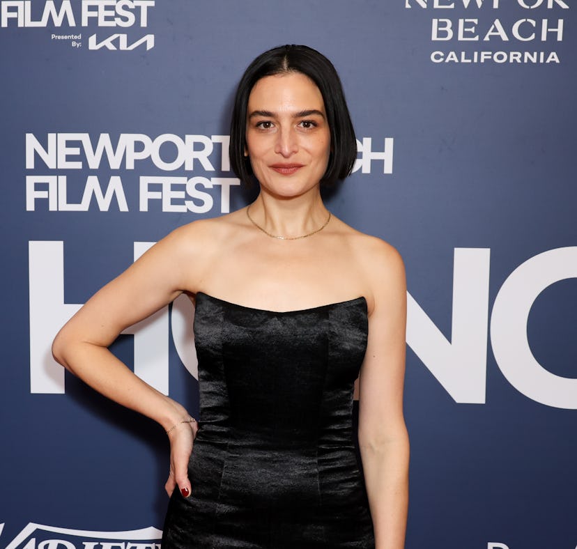 Jenny Slate calls Justin Baldoni a "fraud" in unsealed texts.