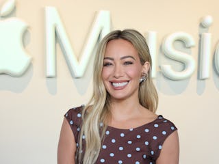 Hilary Duff's "We Don't Talk" lyrics seem to be about her sister Haylie.