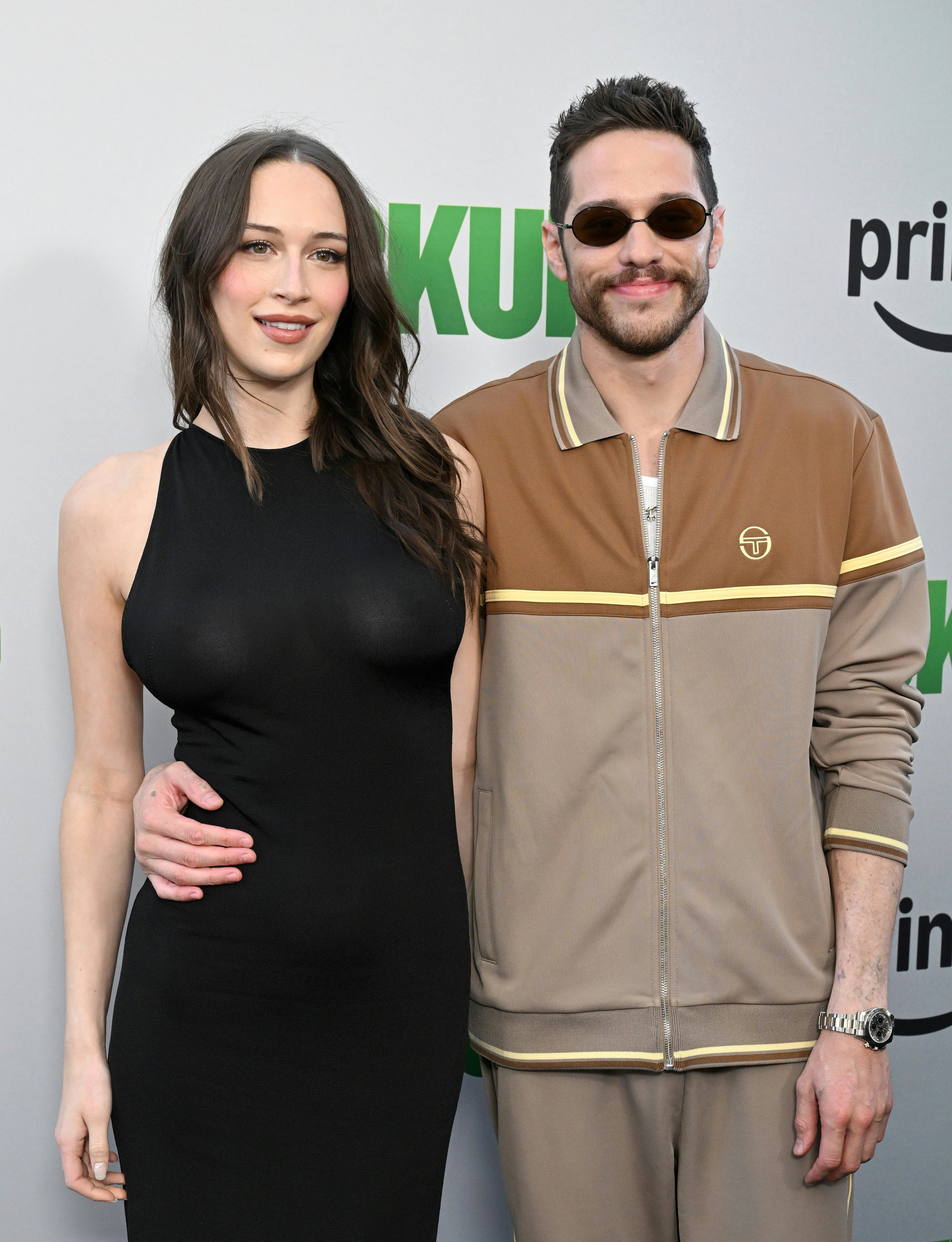 Pete Davidson and Elsie Hewitt revealed how they met and their first date.