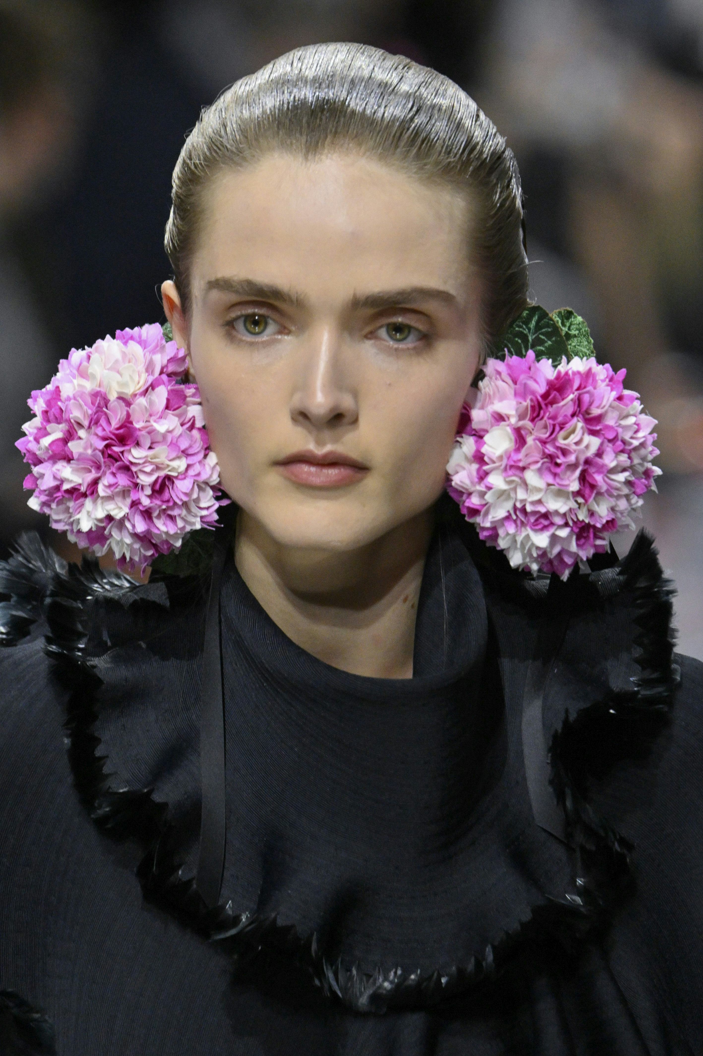 These Haute Couture Spring/Summer 2026 Beauty Looks Belong On Your Mood Board