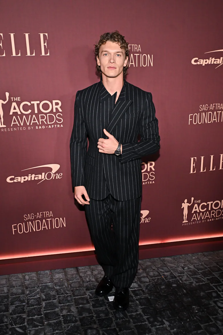 Best Red Carpet Looks Connor Storrie Charli The Streaming Wars Are Being Fought in 10-Minute Red Carpet Moments