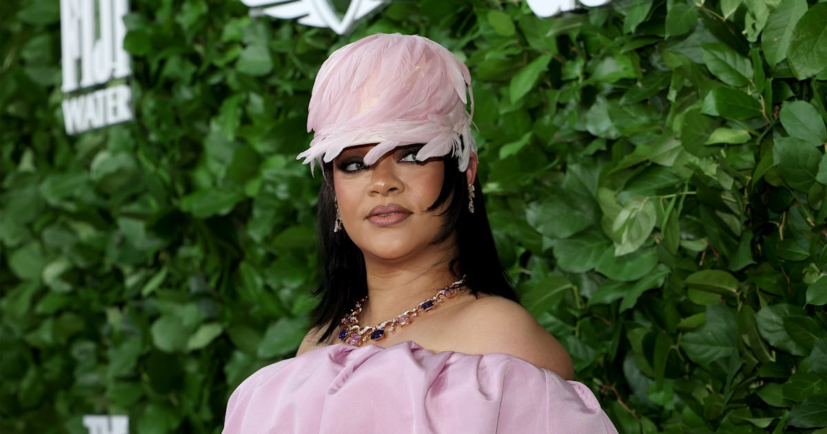 Rihanna's Savage X Fenty V-Day Campaign Was Full Of Lacy "Sinful Rose" Lingerie