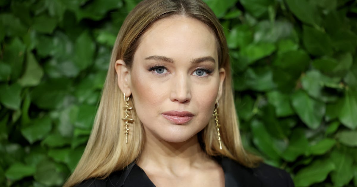 10 Years Ago, Jennifer Lawrence Won A Golden Globe In A Stunning Cutout Dress