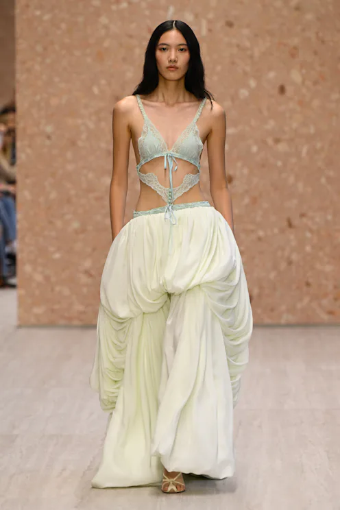 Model on the runway at the Chloé fashion show as a part of Paris RTW Spring/Summer 2027