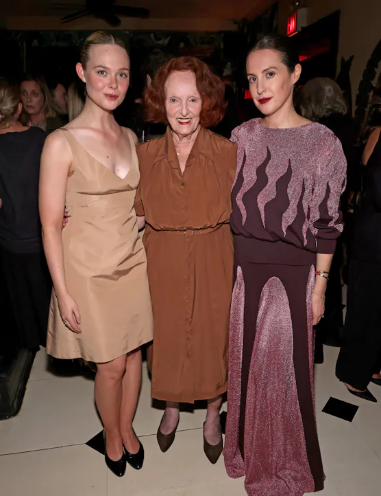 NEW YORK, NEW YORK - OCTOBER 13: (EDITOR’S NOTE: Image has been retouched.) (L-R) Elle Fanning, Grac...
