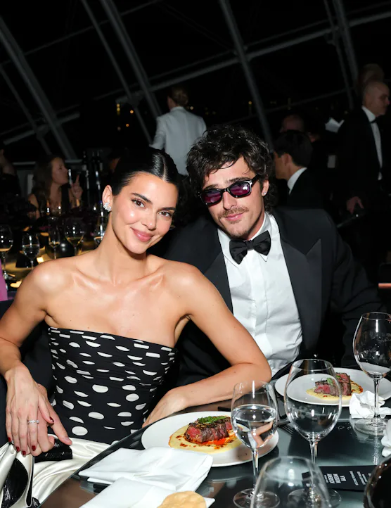 LOS ANGELES, CALIFORNIA - OCTOBER 17: (EDITORIAL USE ONLY) (L-R) Kendall Jenner and Jacob Elordi att...