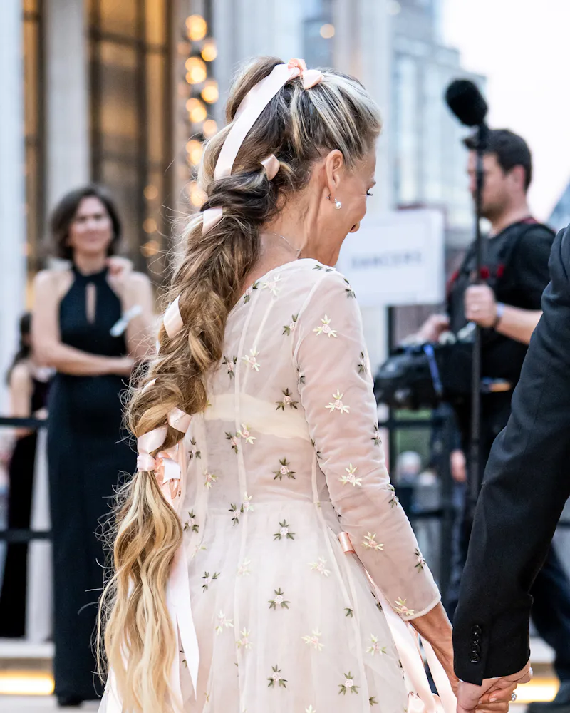 Back view of Sarah Jessica Parker's braided ponytail