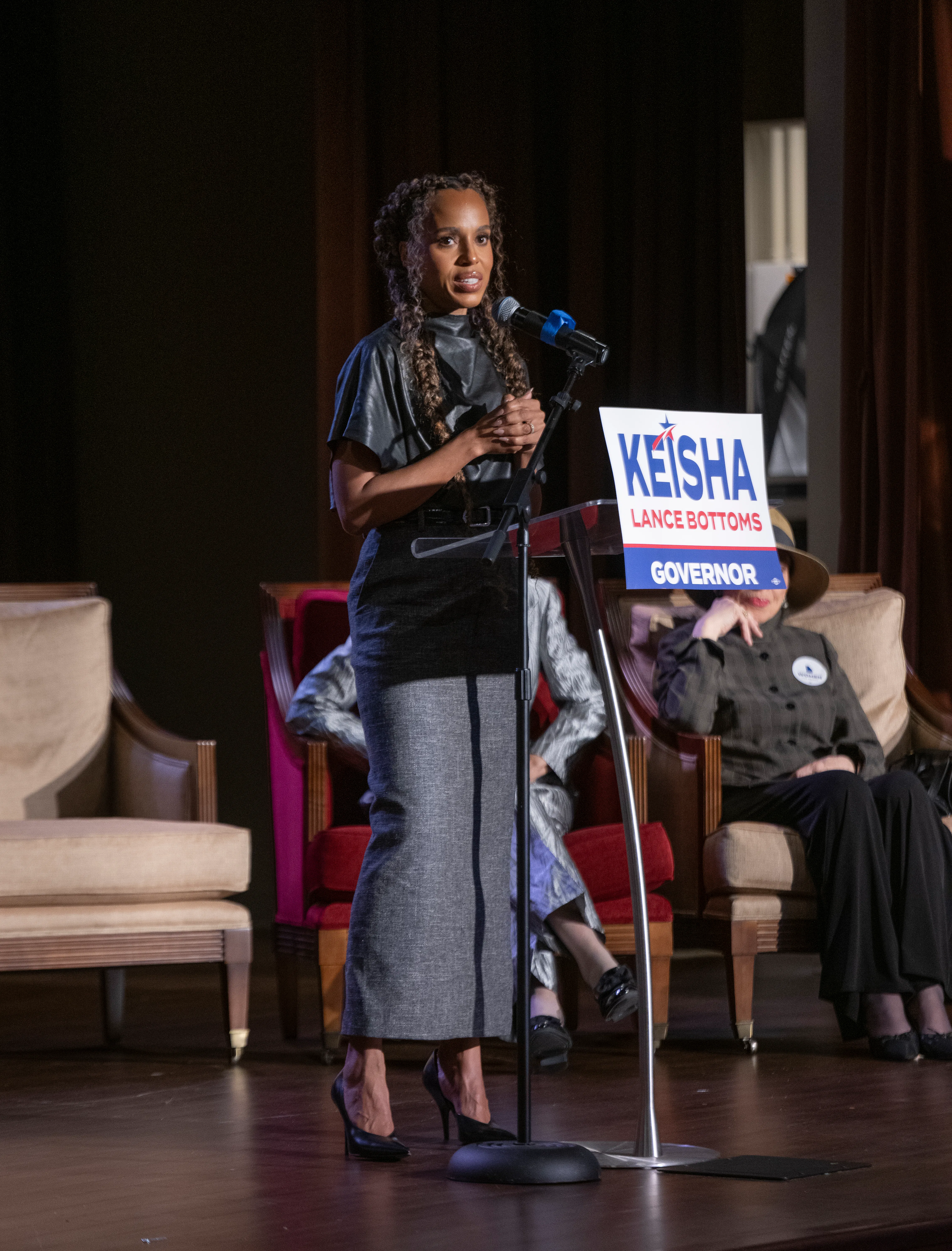 ATLANTA, GEORGIA - OCTOBER 21: Kerry Washington Speaks during Atlanta Mayor Keisha Lance Bottoms Cam...