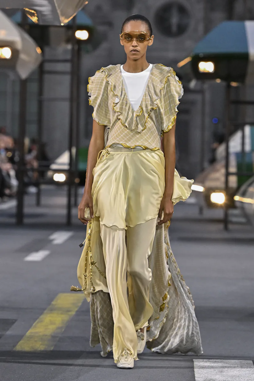 A model walks the runway during the Louis Vuitton Ready to Wear Spring/Summer 2027 fashion show
