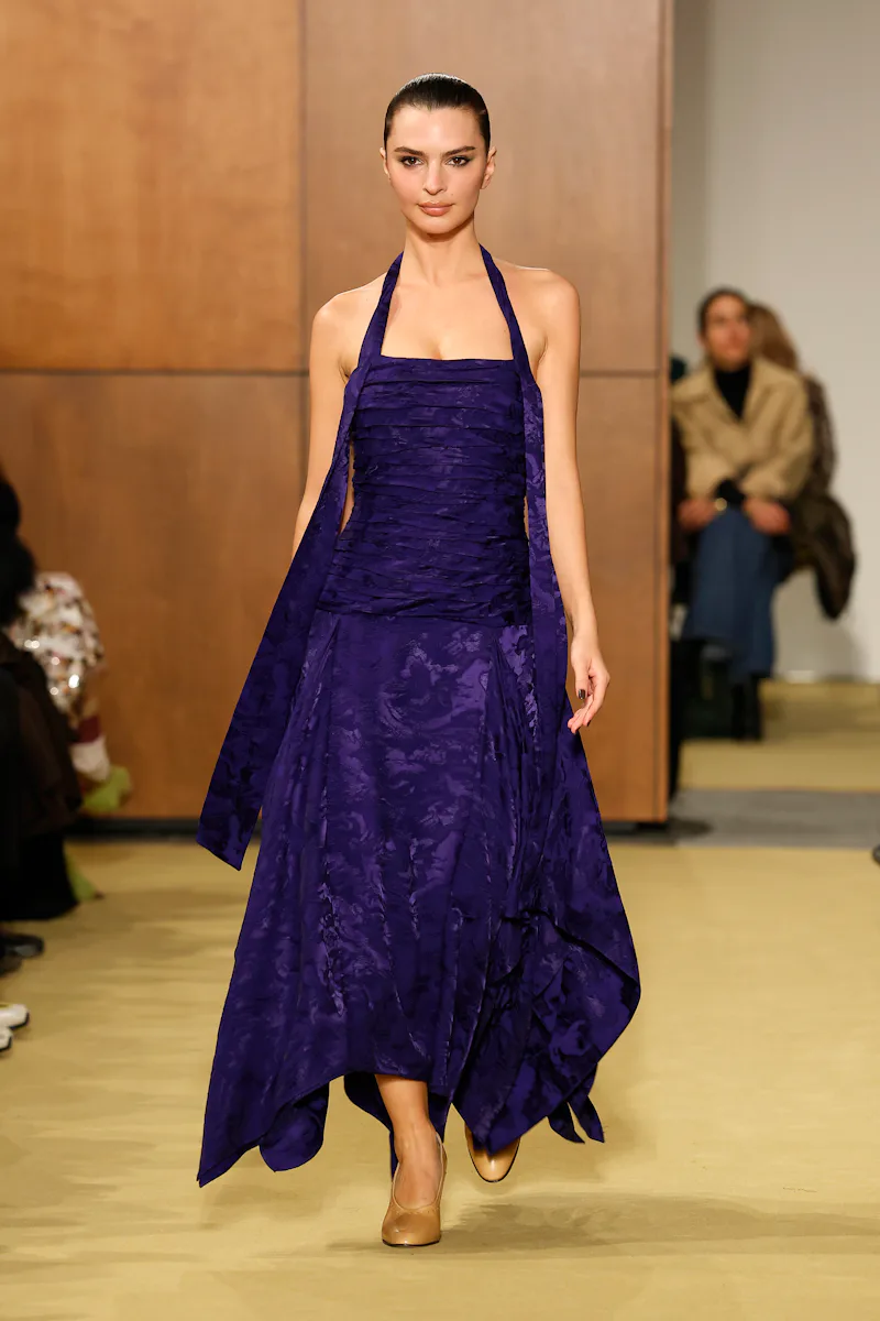 NEW YORK, NEW YORK - FEBRUARY 11: Emily Ratajkowski walks the runway at the Tory Burch show during t...
