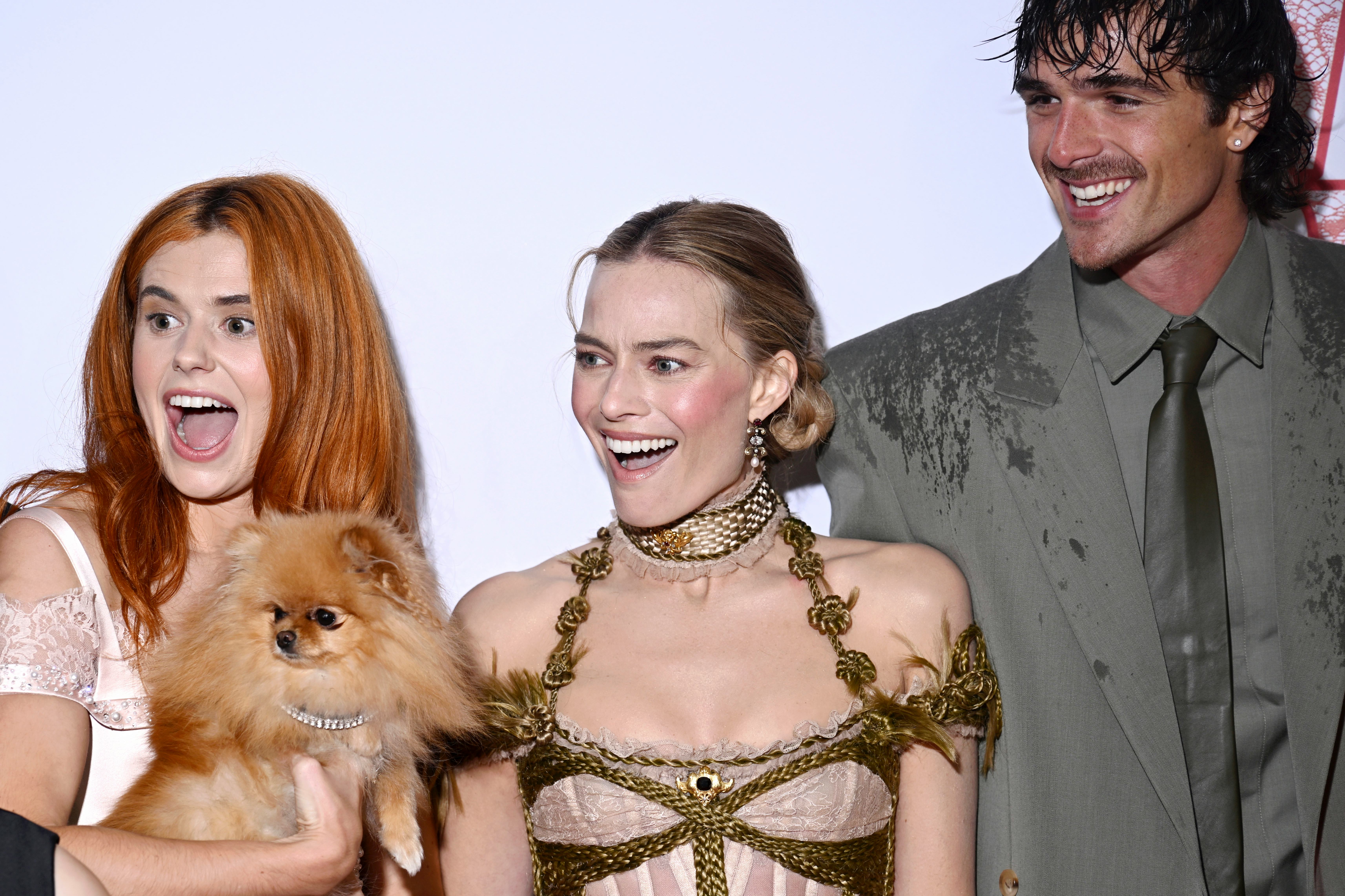 Jacob Elordi & Alison Oliver Explain 'Wuthering Heights' Dog Collar Scene