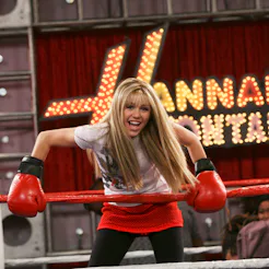 HANNAH MONTANA - "We Are Family - Now Get Me Some Water!" - When Miley tries to help Jackson get a r...