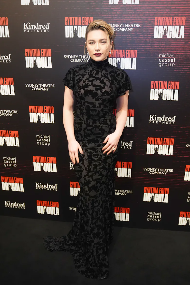florence pugh black dress Florence Pugh Does Vampy Glamour in Bodycon Velvet Dress