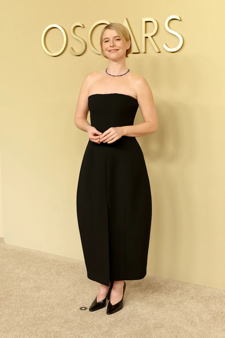See How Jessie Buckley's Red Carpet Style Evolved From Eccentric to Elegant See How Jessie Buckley's Red Carpet Style Evolved From Eccentric to Elegant