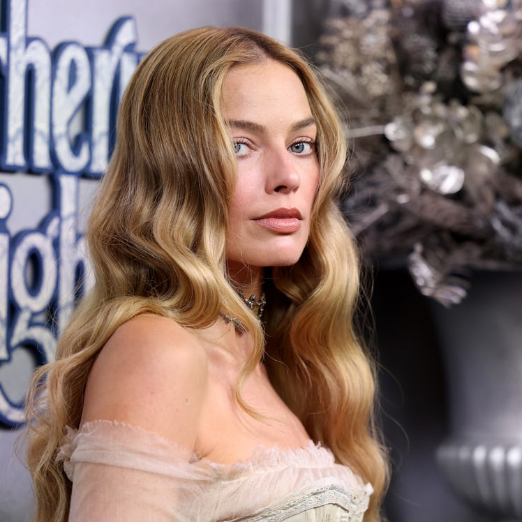 SYDNEY, AUSTRALIA - FEBRUARY 12: Margot Robbie attends the "Wuthering Heights" Australian Premiere a...