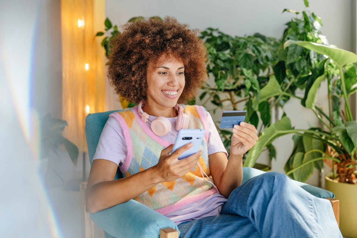 How People In Their 20s Rebuilt Their Credit After Feeling Hopeless