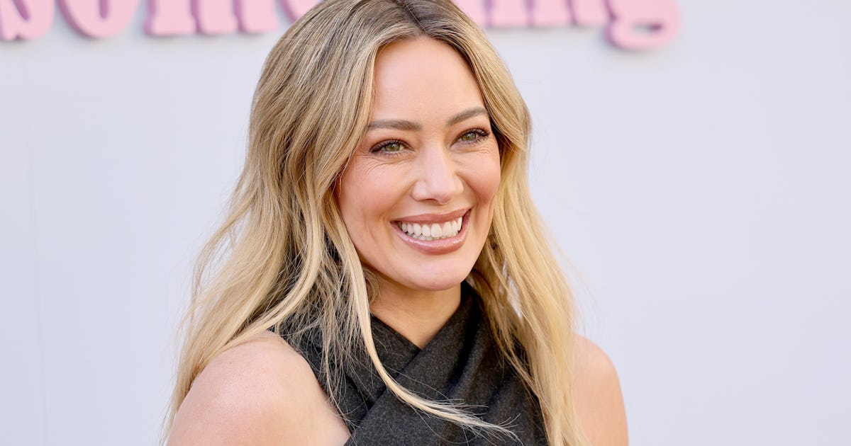 Hilary Duff Finally Responds To Ashley Tisdale’s “Toxic” Mom Group Essay