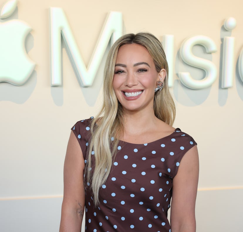 Hilary Duff spoke about her past feud with Lindsay Lohan.