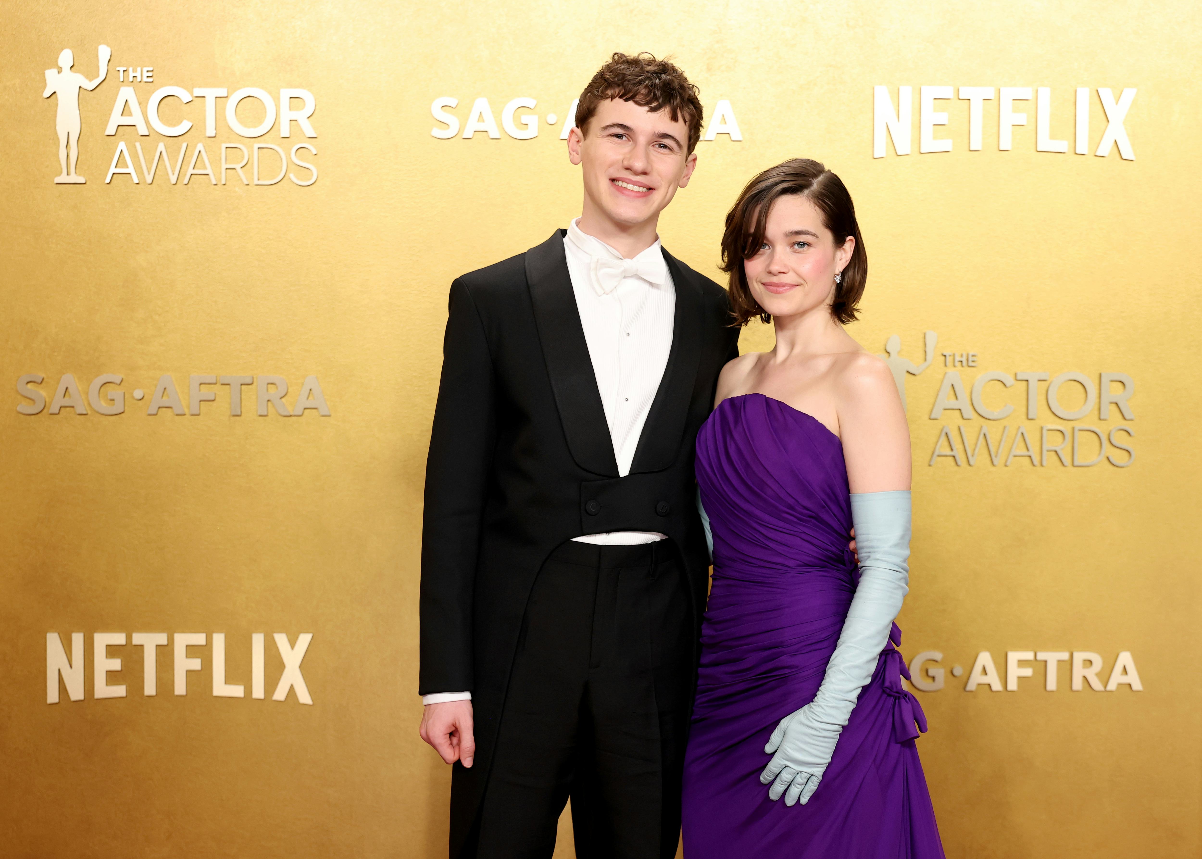 LOS ANGELES, CALIFORNIA - MARCH 01: (L-R) Sam Nivola and Sarah Catherine Hook attend the 32nd Annual...