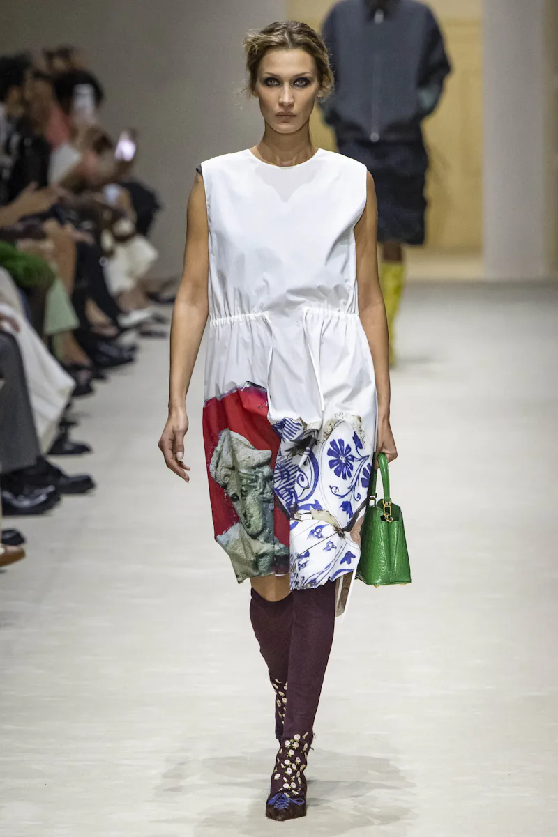 MILAN, ITALY - FEBRUARY 26: Bella Hadid walks the runway at the Prada Ready to Wear Fall/Winter 2026...