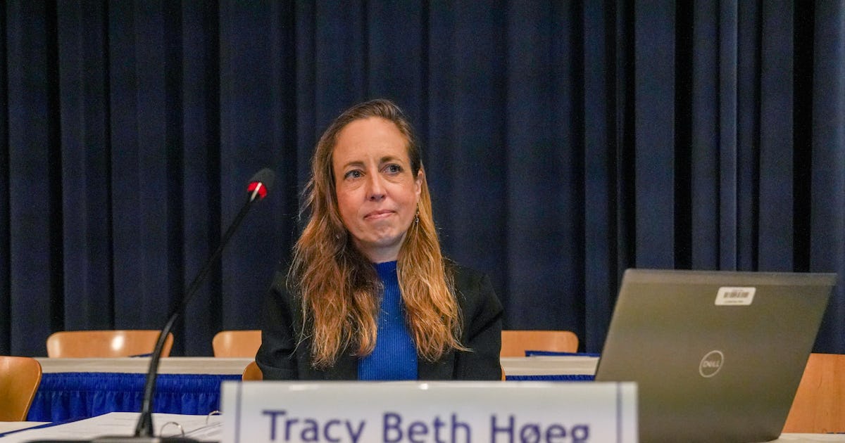 FDA Drug Official Moves To Hire A Friend Who Touts Unproven Claims About Antidepressants