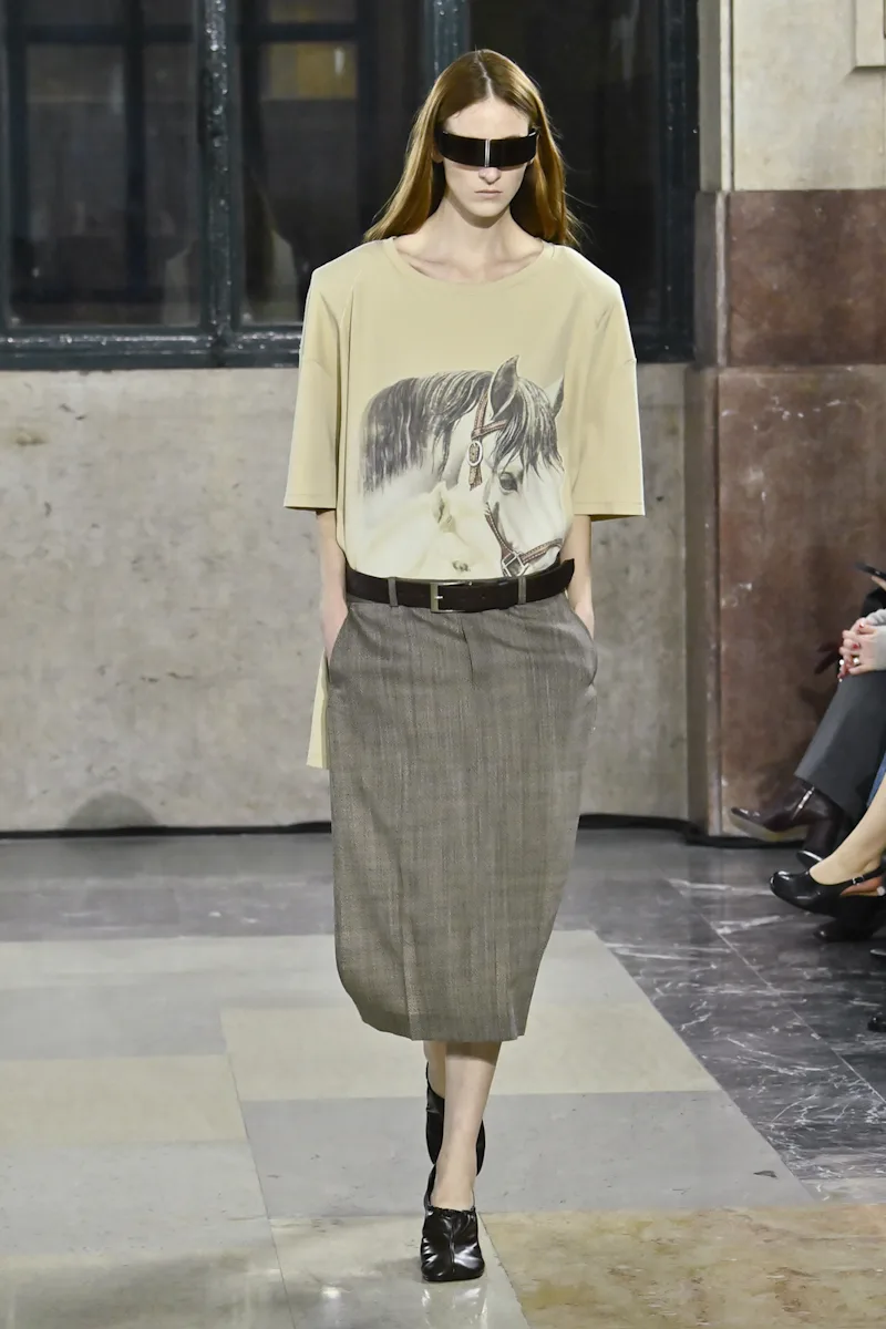 MILAN, ITALY - FEBRUARY 25: A model walks the runway at the MM6 Maison Margiela Ready to Wear Fall/W...
