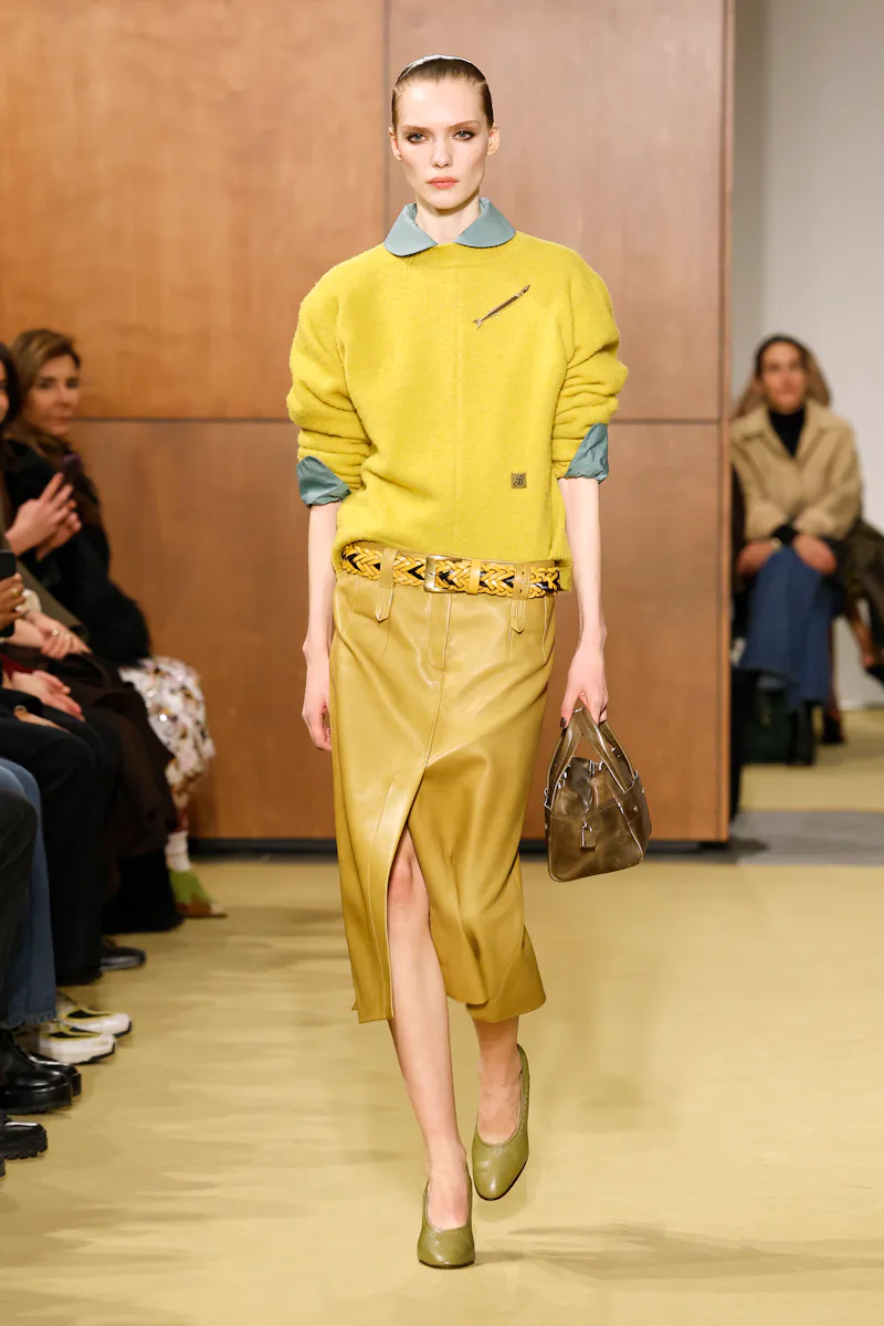 NEW YORK, NEW YORK - FEBRUARY 11: A model walks the runway at the Tory Burch show during the New Yor...