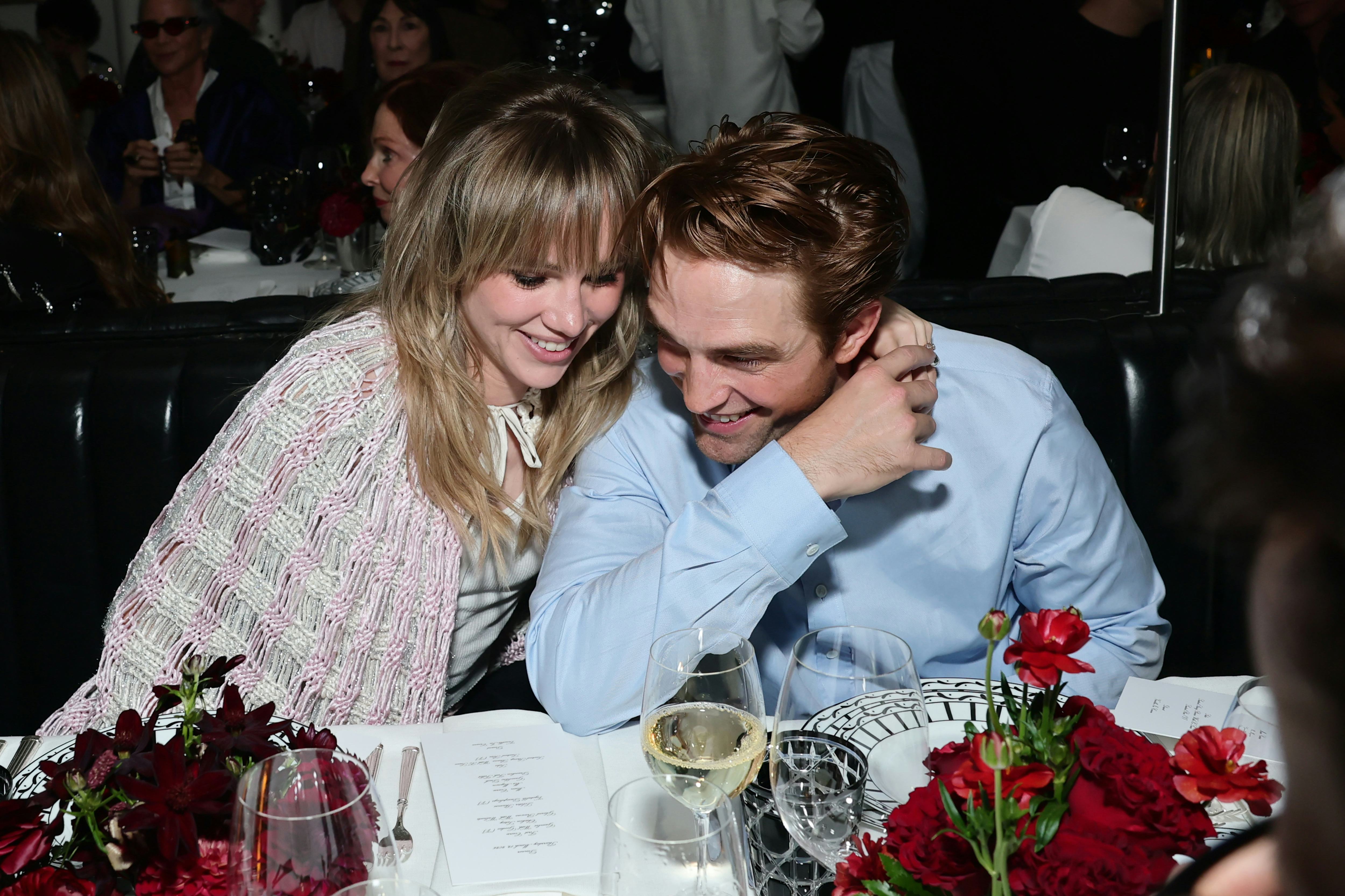 BEVERLY HILLS, CALIFORNIA - MARCH 12: (L-R) Suki Waterhouse and Robert Pattinson attend as W Magazin...