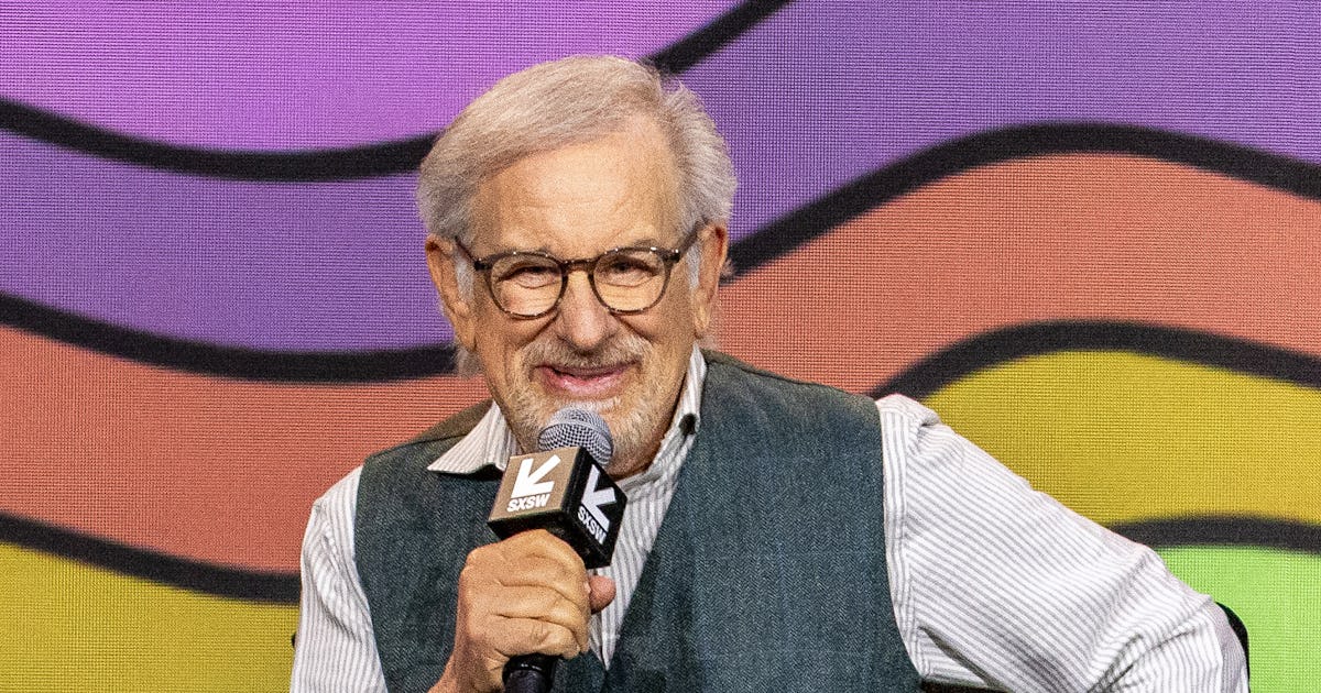 49 jaar later onthult Steven Spielberg de echte reden die hem terugbracht naar zijn sciencefiction-roots