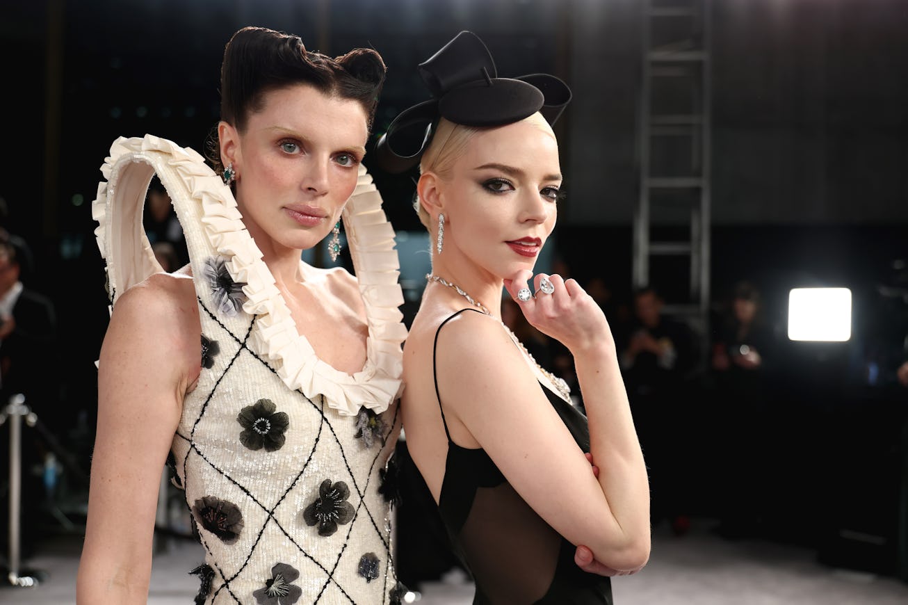 LOS ANGELES, CALIFORNIA - MARCH 15: (L-R) Julia Fox and Anya Taylor-Joy attend the 2026 Vanity Fair ...