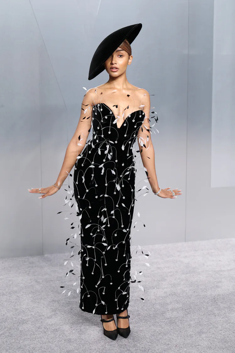 LOS ANGELES, CALIFORNIA - MARCH 15: PinkPantheress attends the 2026 Vanity Fair Oscar Party hosted b...