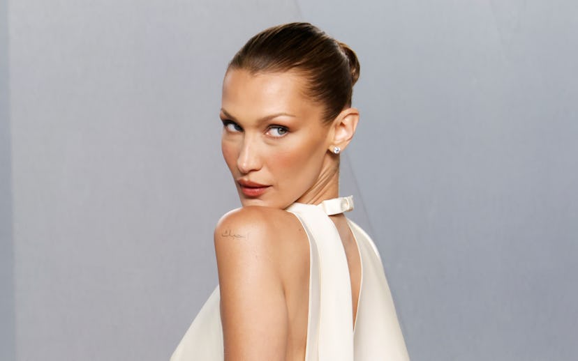 LOS ANGELES, CALIFORNIA - MARCH 15: Bella Hadid attends the 2026 Vanity Fair Oscar Party hosted by M...