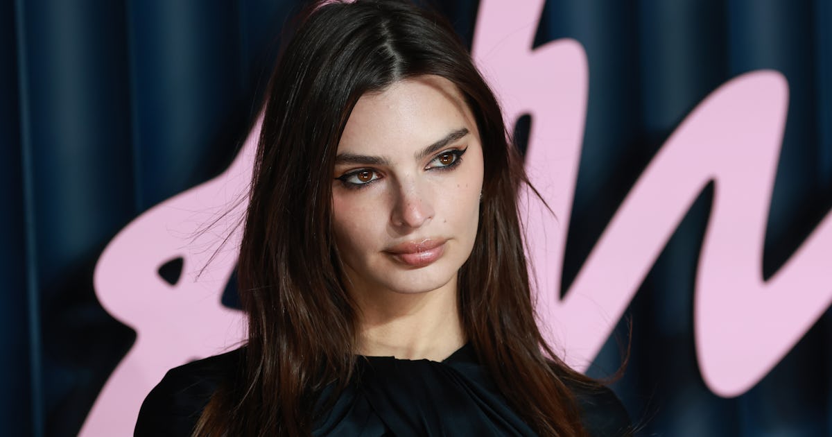 EmRata Just Revived A Spicy '90s Fashion Trend