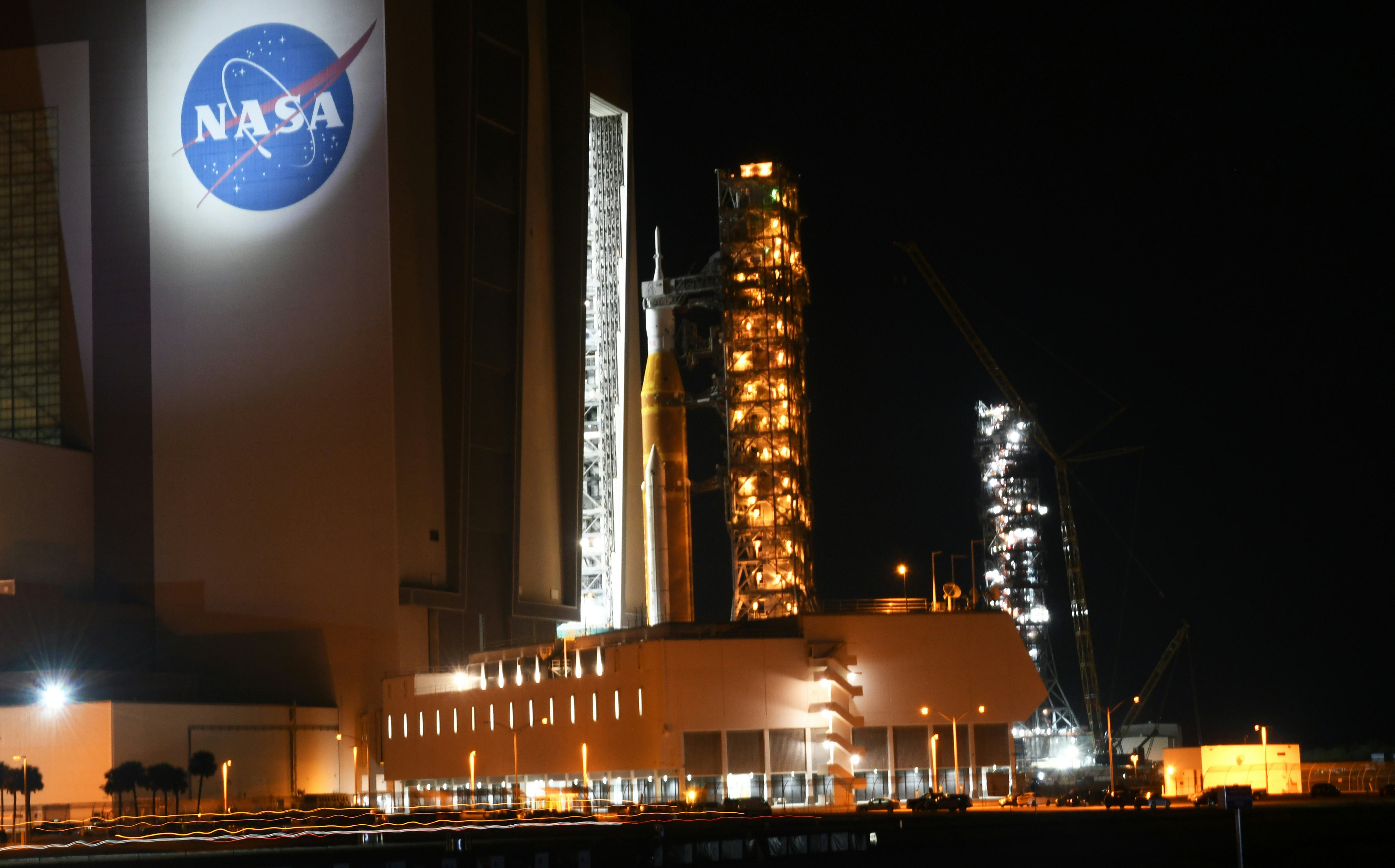 CAPE CANAVERAL, FLORIDA, UNITED STATES - FEBRUARY 25: NASAâs Artemis II Space Launch System (SLS) ro...